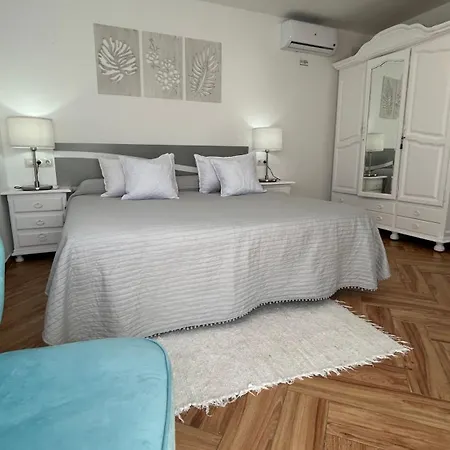 Piso Con Gran Terraza En Malaga アパート Arenas